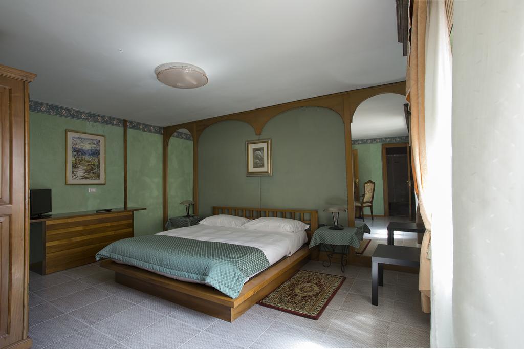 Vibo In Centro Bed and Breakfast Vibo Valentia Eksteriør billede